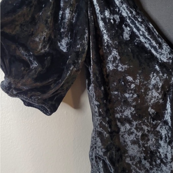 NWT Free People Don't You Wish Velvet Bodysuit V-neck Sunflower Seed Gray Sz XS - Picture 4 of 10